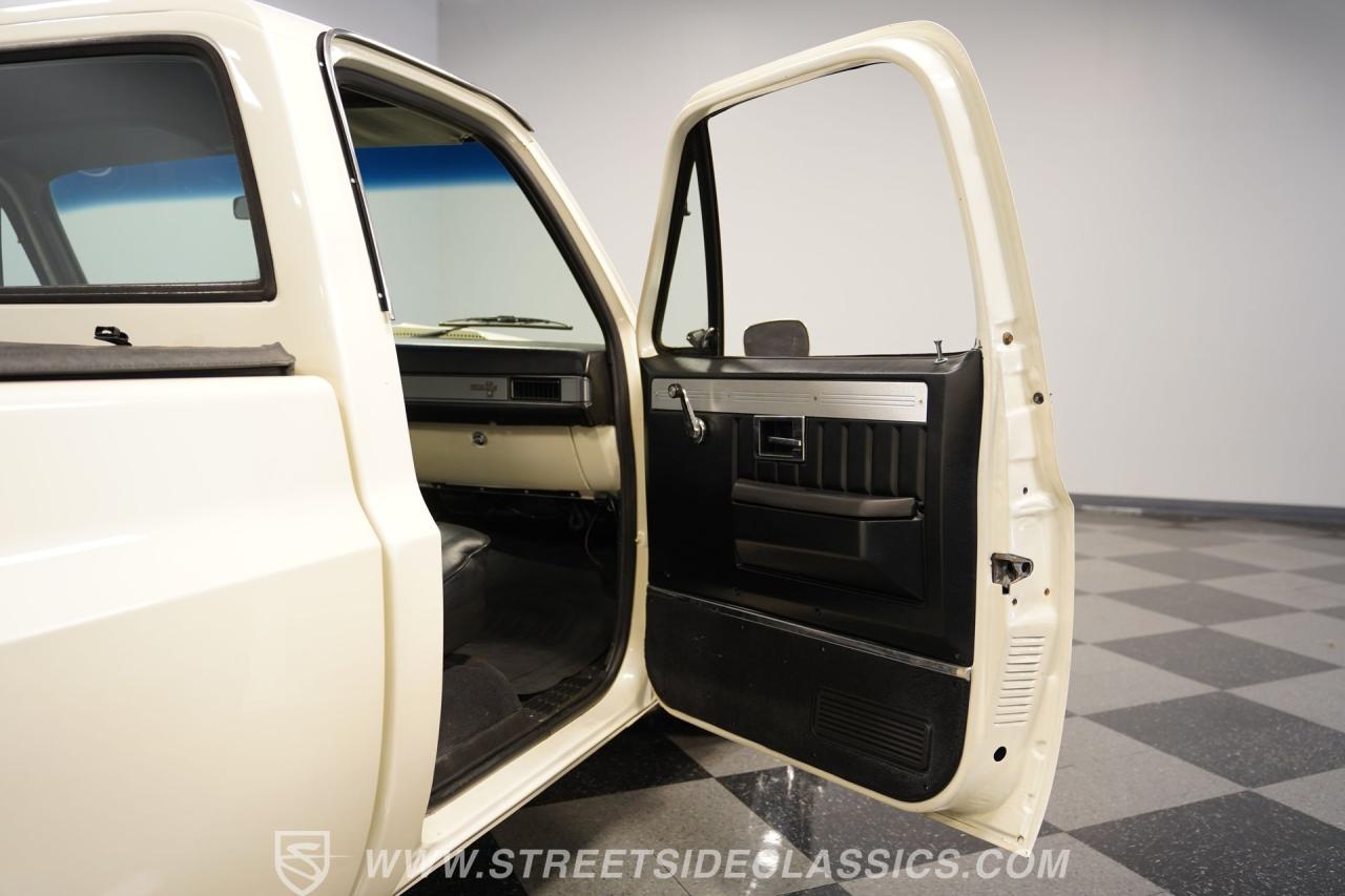 1985 Chevrolet C10 LS 5.3L Restomod