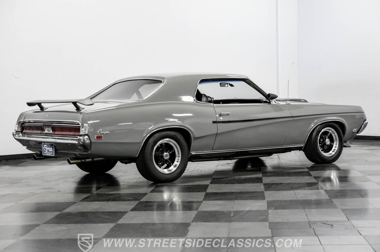 1969 Mercury Cougar Restomod