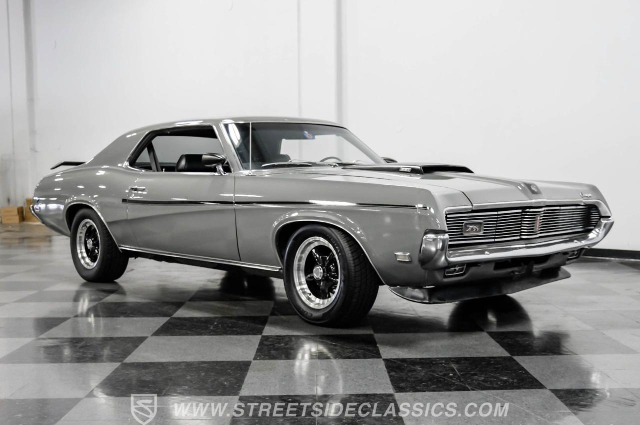 1969 Mercury Cougar Restomod