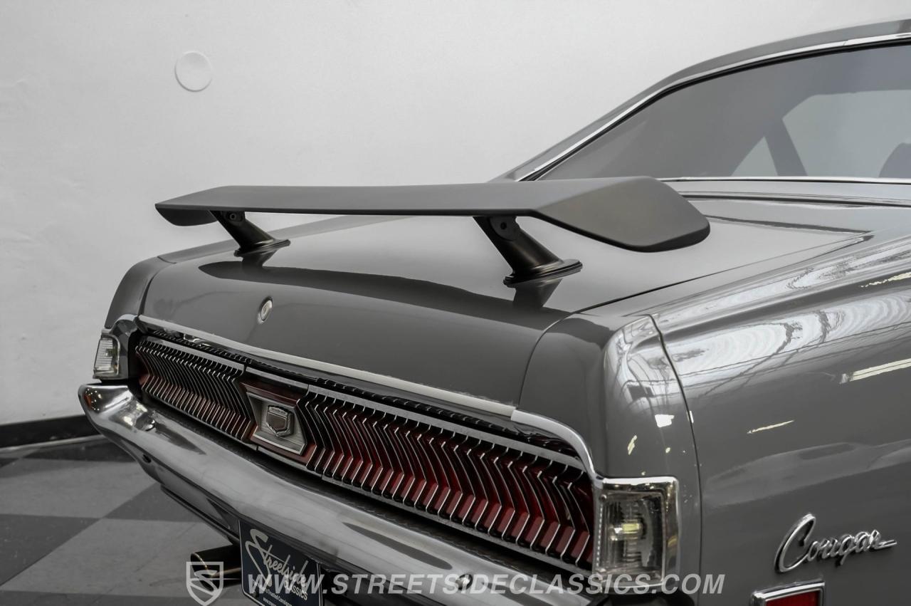 1969 Mercury Cougar Restomod