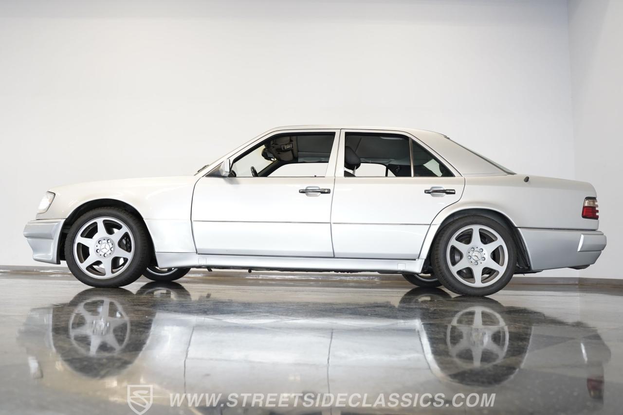 1995 Mercedes - Benz E500