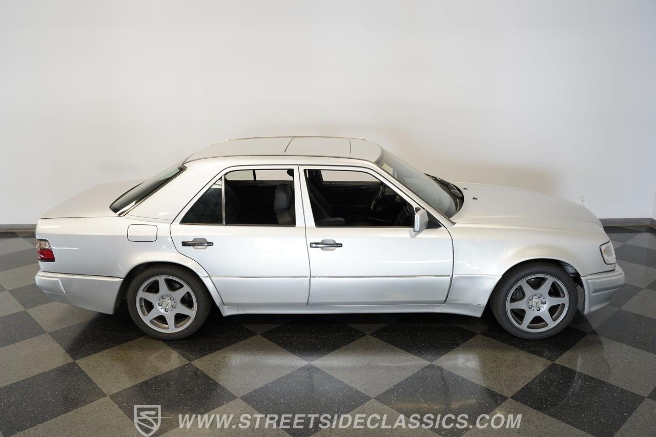 1995 Mercedes - Benz E500
