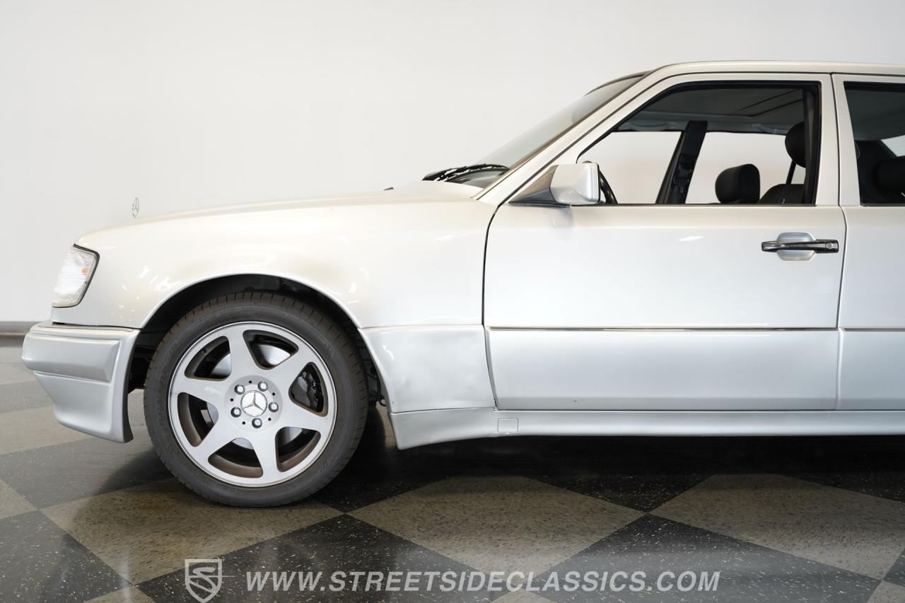1995 Mercedes - Benz E500