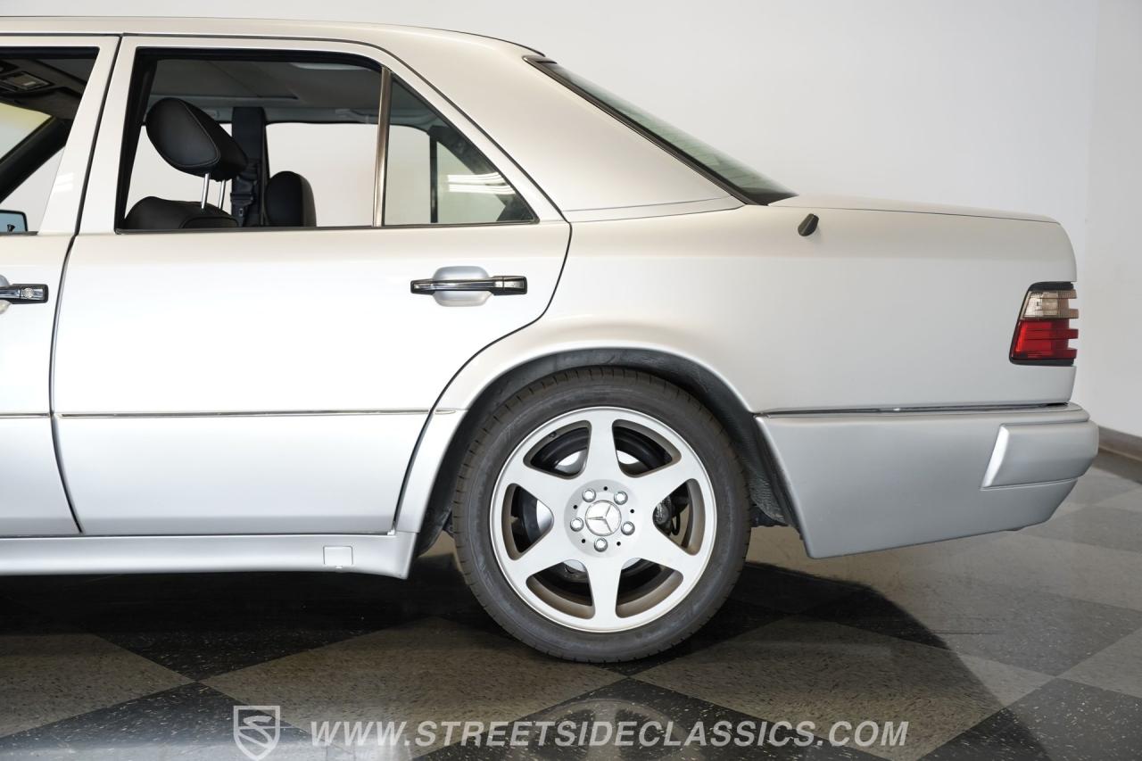 1995 Mercedes - Benz E500