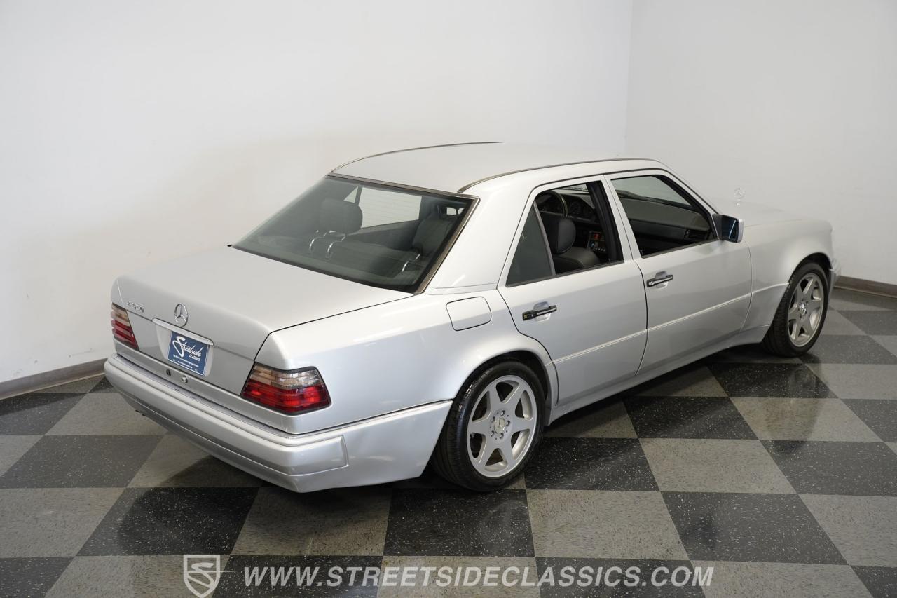 1995 Mercedes - Benz E500