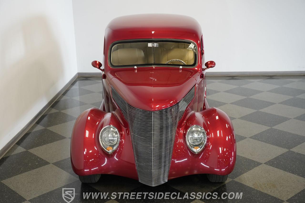1937 Ford Tudor Sedan