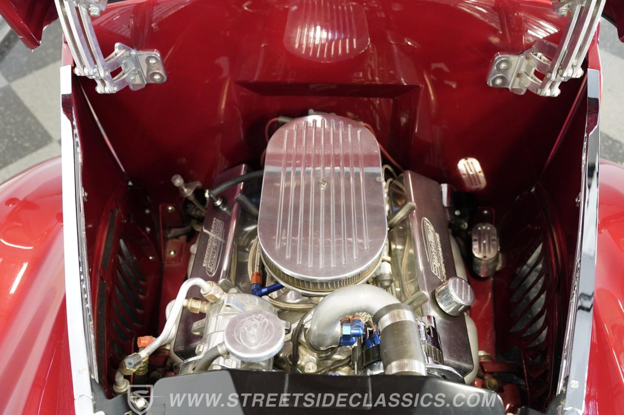 1937 Ford Tudor Sedan