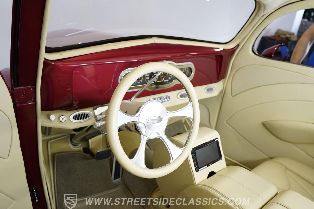 1937 Ford Tudor Sedan