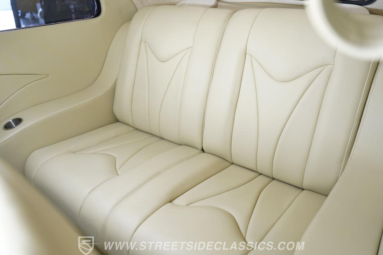 1937 Ford Tudor Sedan