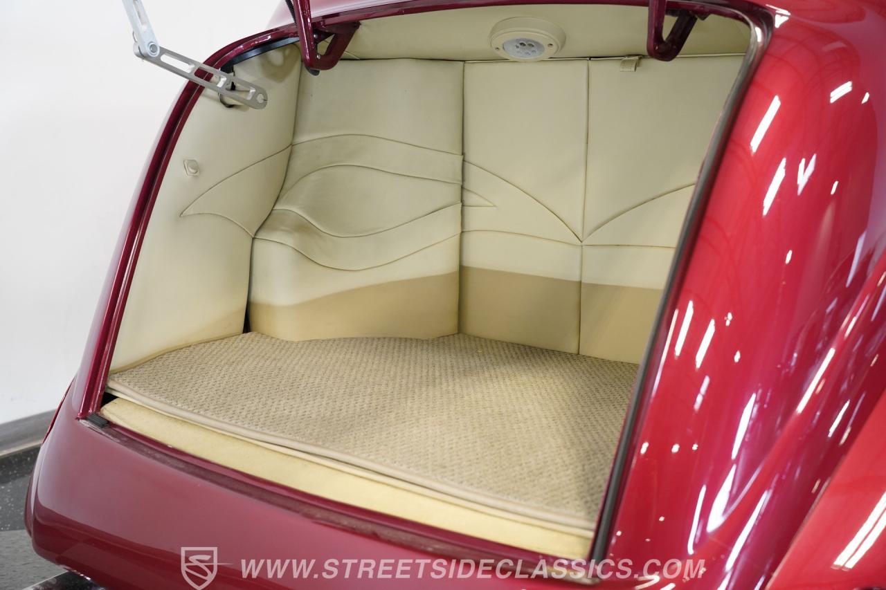 1937 Ford Tudor Sedan