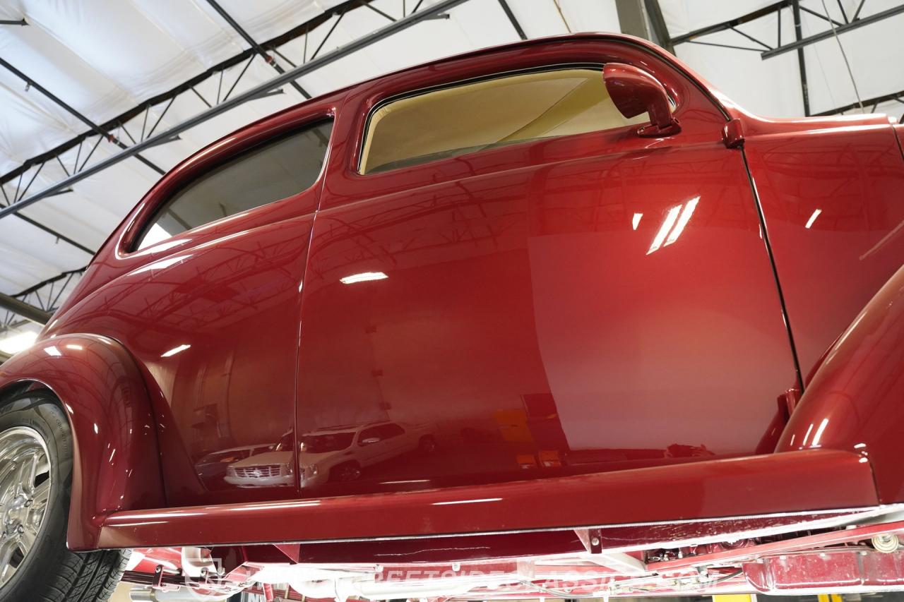 1937 Ford Tudor Sedan