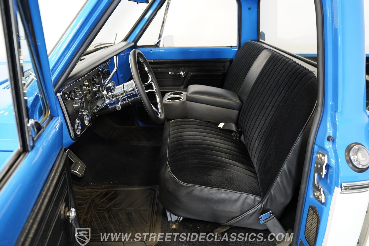 1972 Chevrolet C10 Cheyenne Restomod