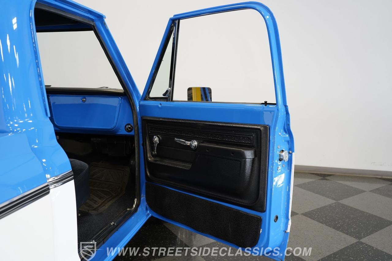 1972 Chevrolet C10 Cheyenne Restomod