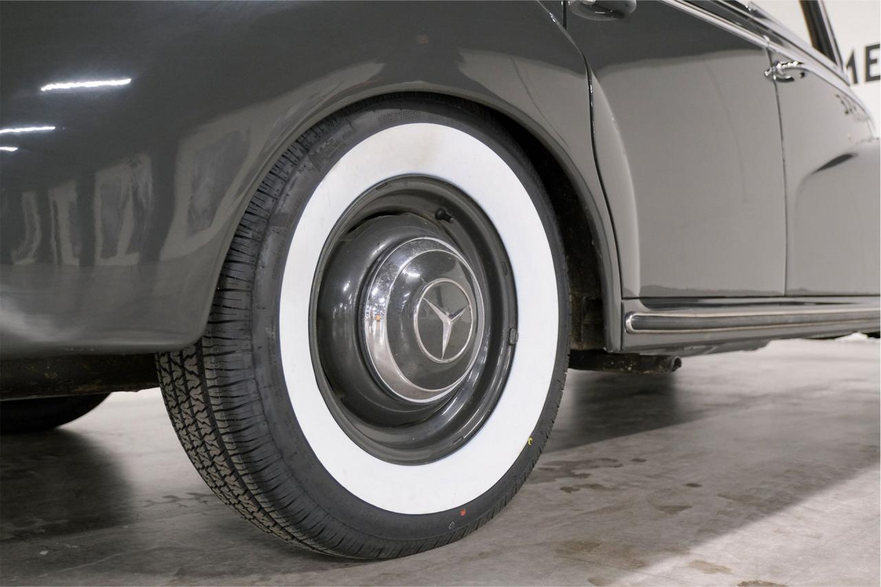 1953 Mercedes - Benz 300 series