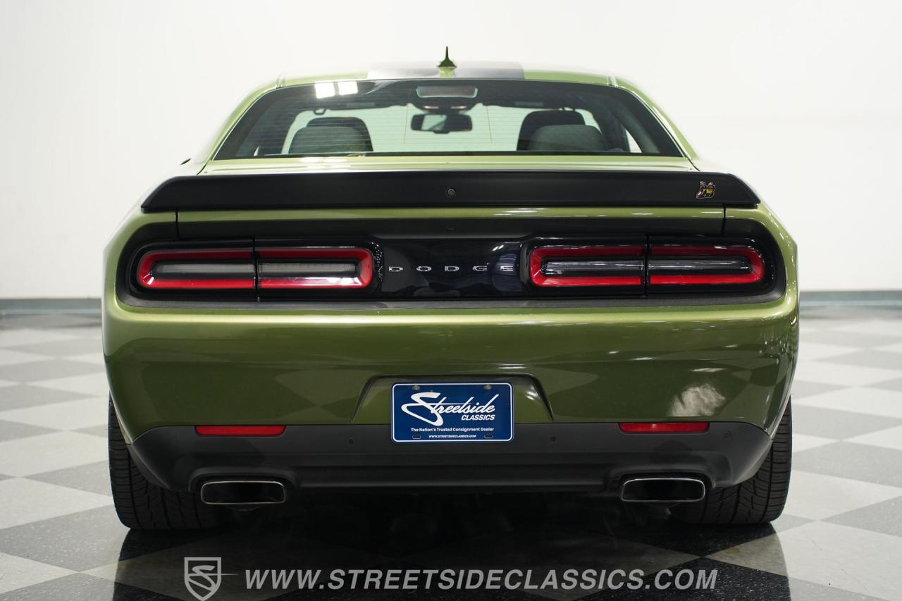 2022 Dodge Challenger R/T Scat Pack Widebody