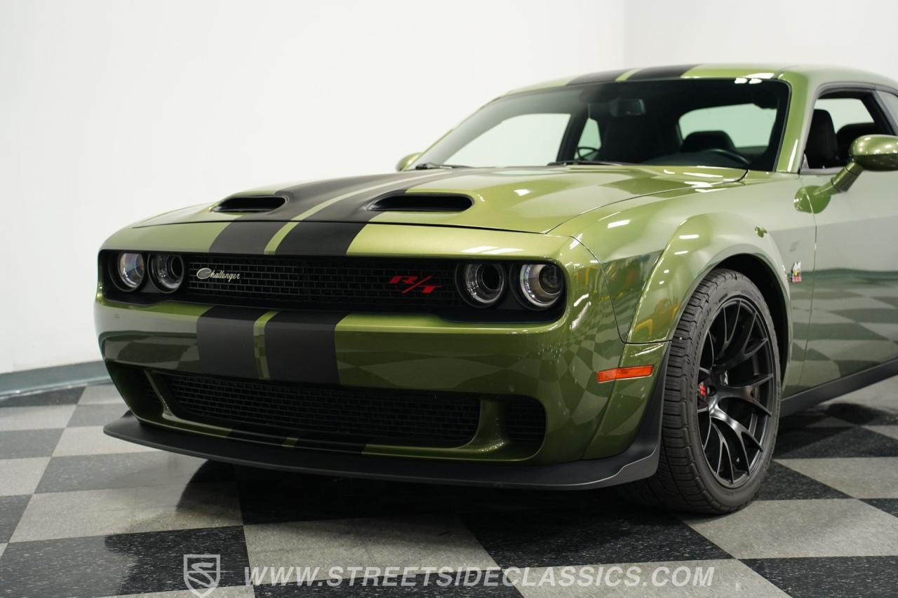 2022 Dodge Challenger R/T Scat Pack Widebody