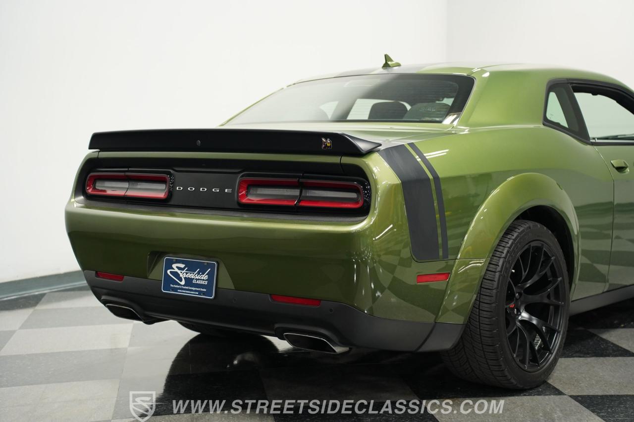 2022 Dodge Challenger R/T Scat Pack Widebody