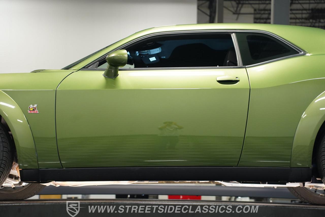 2022 Dodge Challenger R/T Scat Pack Widebody