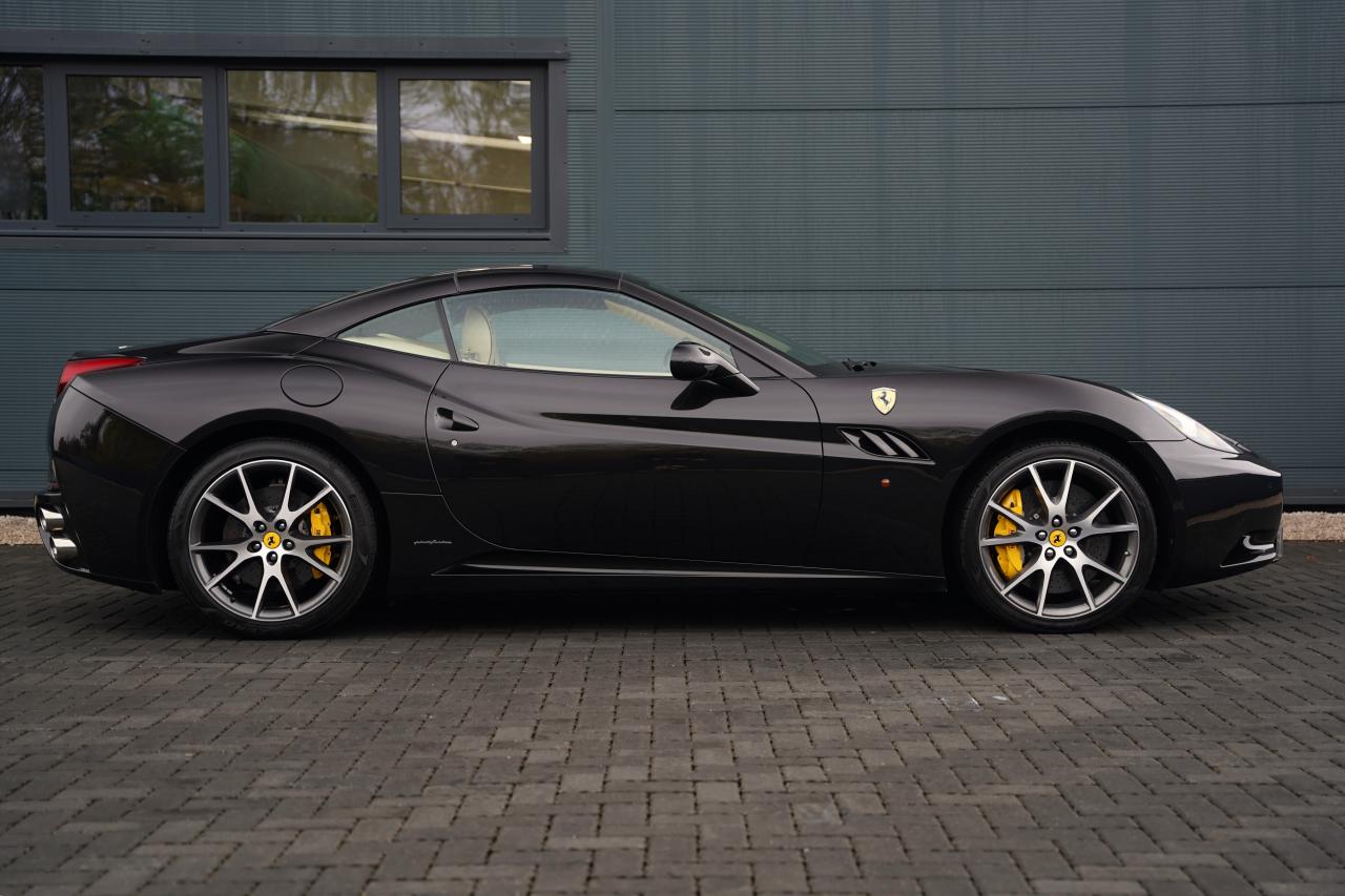 2011 Ferrari CALIFORNIA