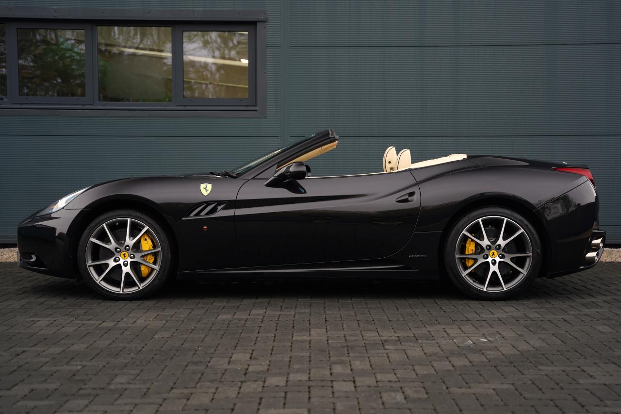 2011 Ferrari CALIFORNIA