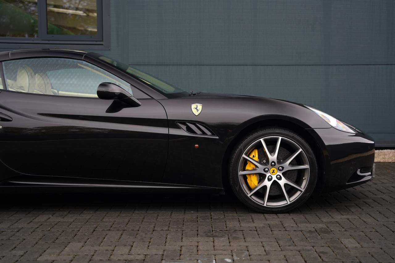 2011 Ferrari CALIFORNIA
