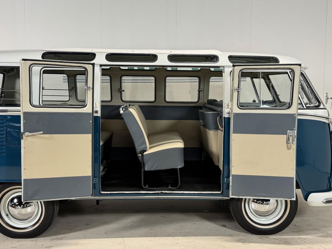 1967 Volkswagen T 24