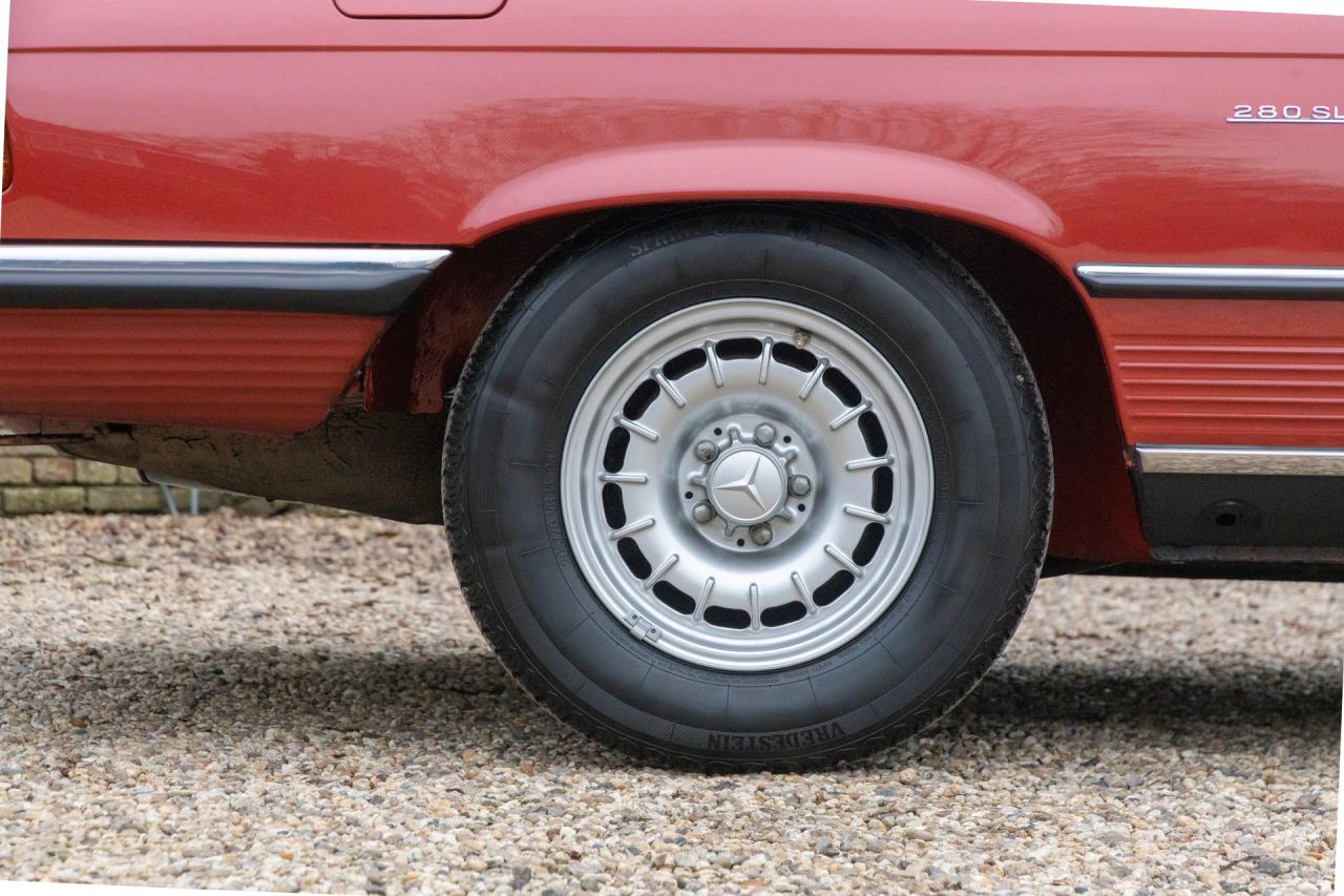 1975 Mercedes - Benz Mercedes Benz 280 SLC &ldquo;8.191 kms - Exceptionally low mileage&rdquo;
