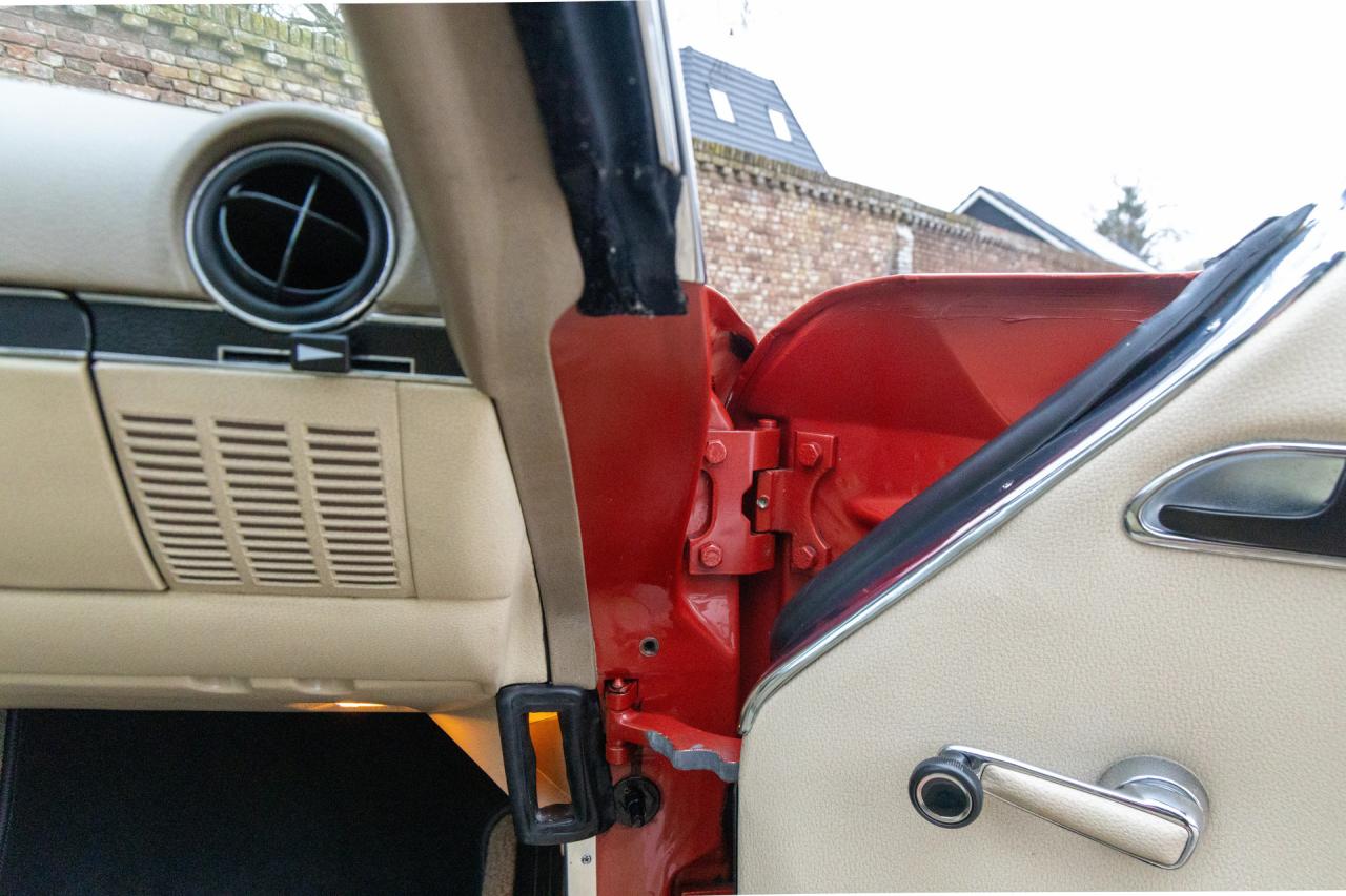 1975 Mercedes - Benz Mercedes Benz 280 SLC &ldquo;8.191 kms - Exceptionally low mileage&rdquo;