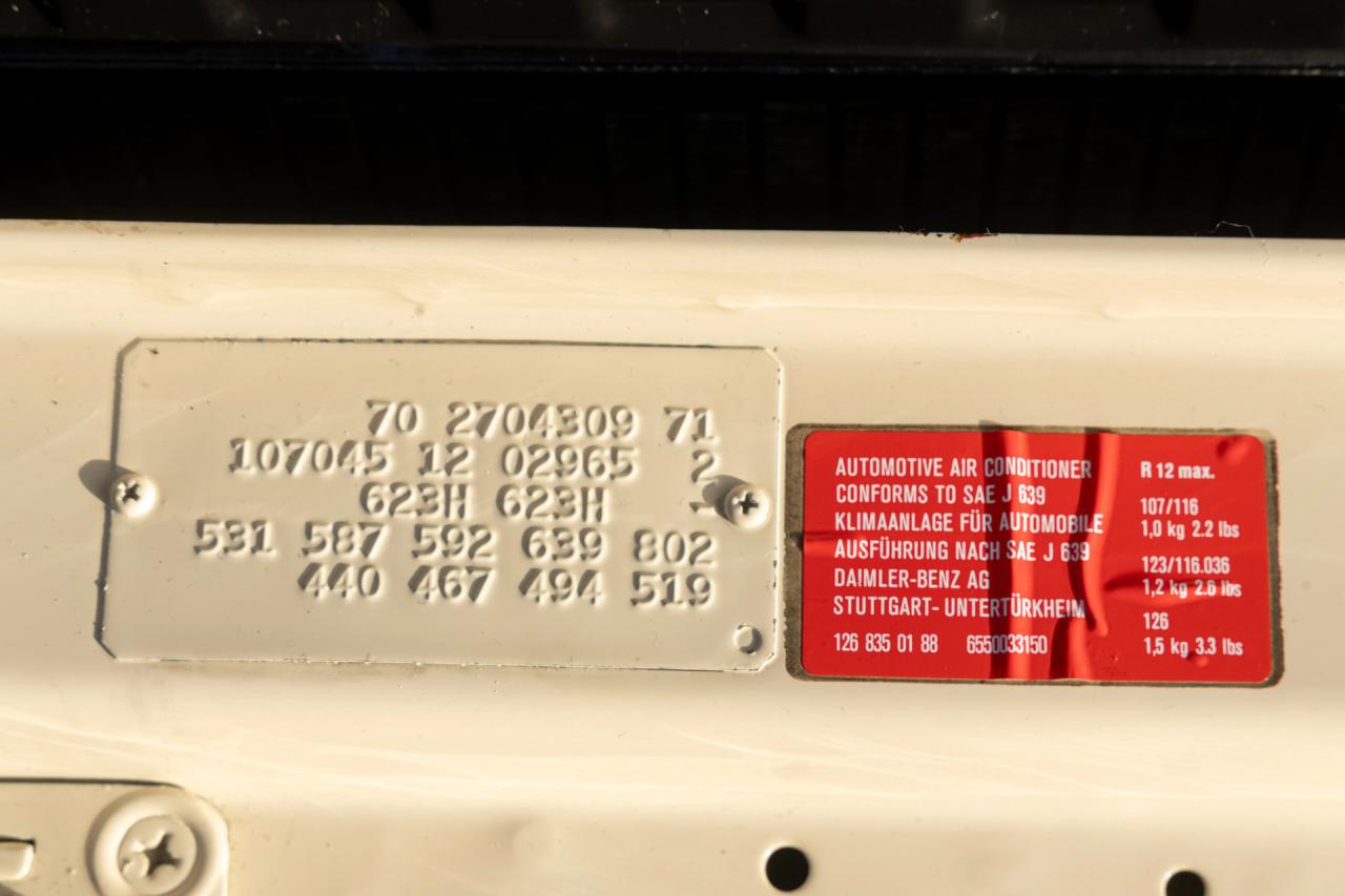 1982 Mercedes - Benz Mercedes Benz 380 SL &ldquo;6.642 mls&rdquo; 90% first paint