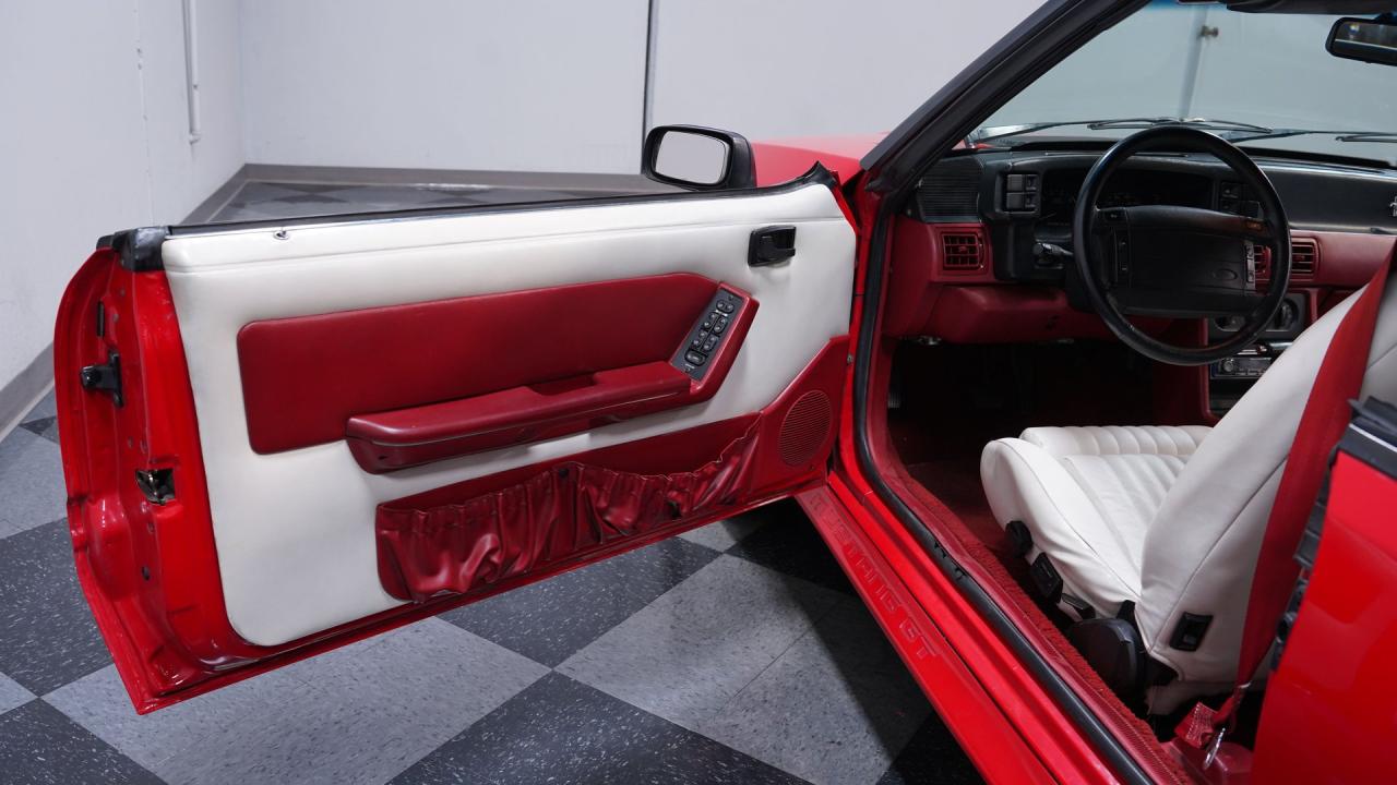1990 Ford Mustang GT Convertible