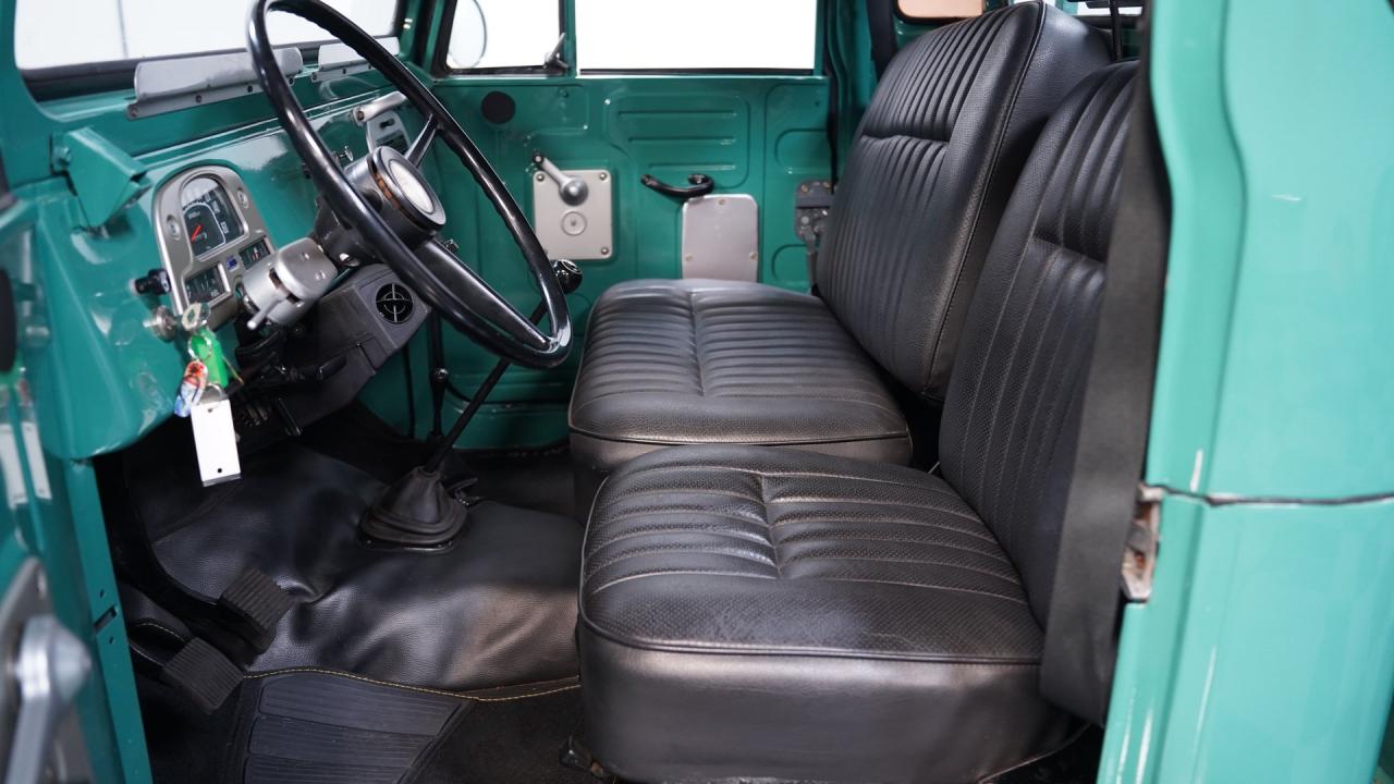 1971 Toyota Land Cruiser FJ45 Pickup