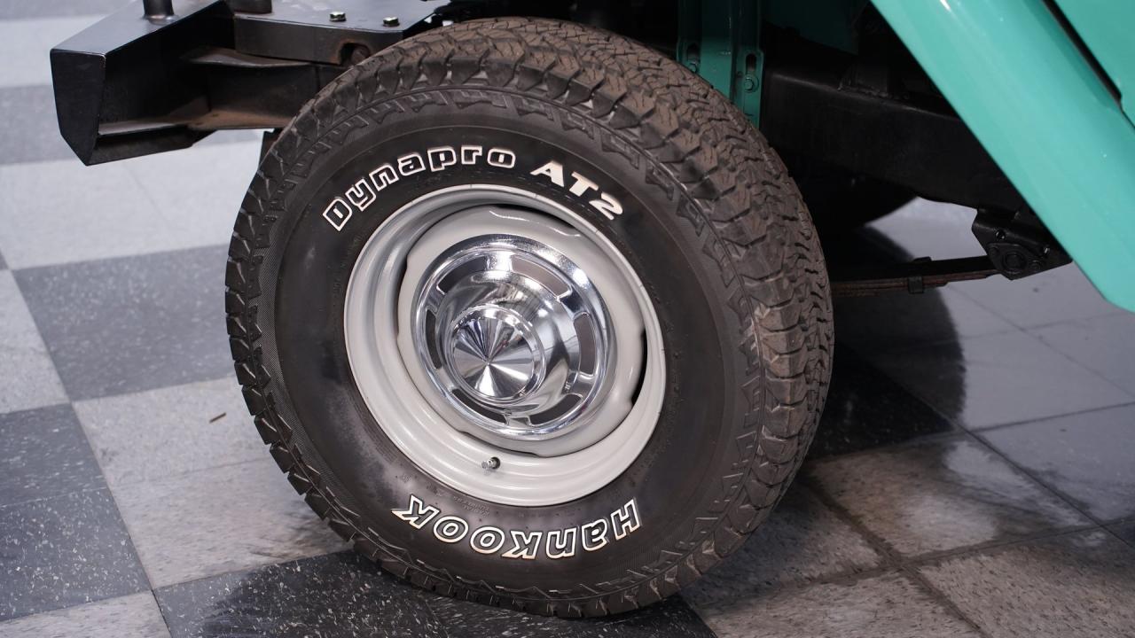 1971 Toyota Land Cruiser FJ45 Pickup