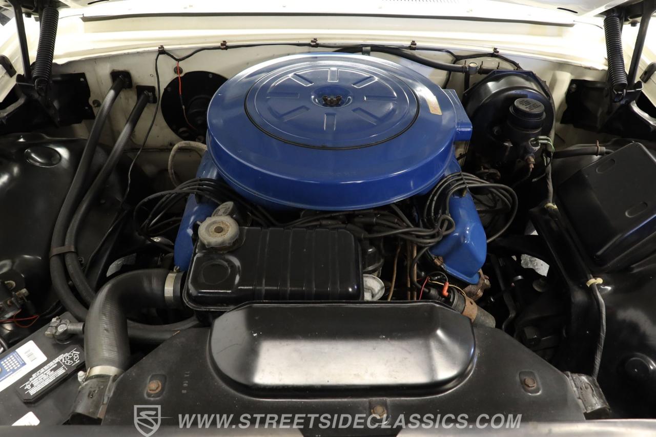 1961 Ford Galaxie Starliner