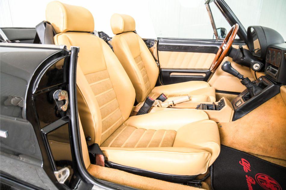 1991 Alfa Romeo Spider