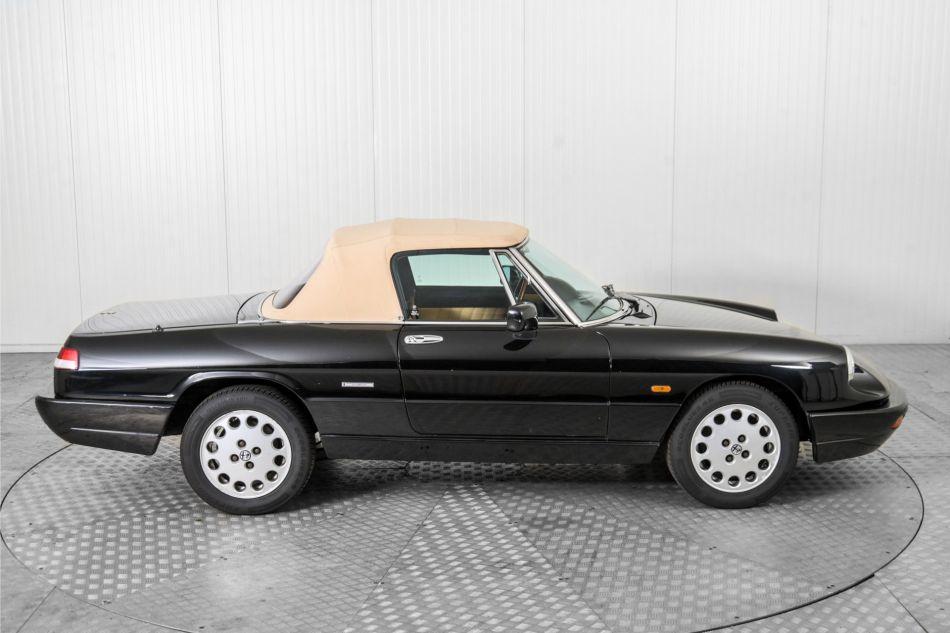 1991 Alfa Romeo Spider