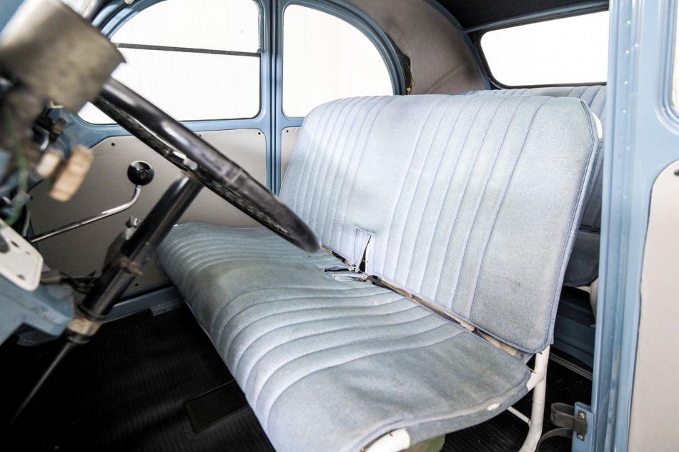 1960 Citro&euml;n 2CV