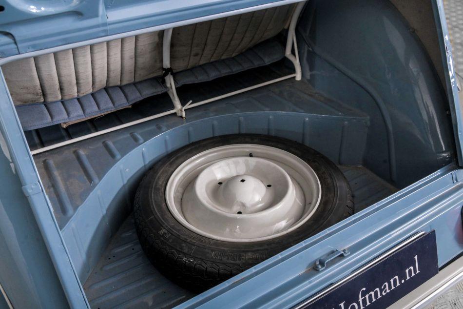 1960 Citro&euml;n 2CV