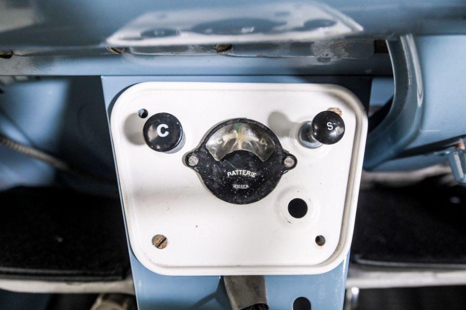 1960 Citro&euml;n 2CV