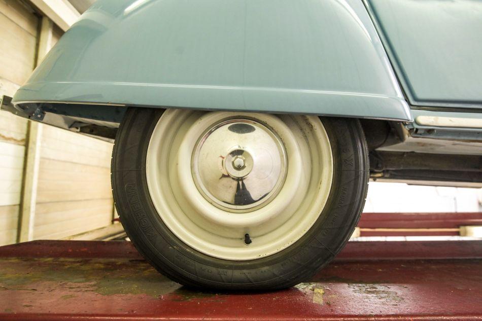 1960 Citro&euml;n 2CV