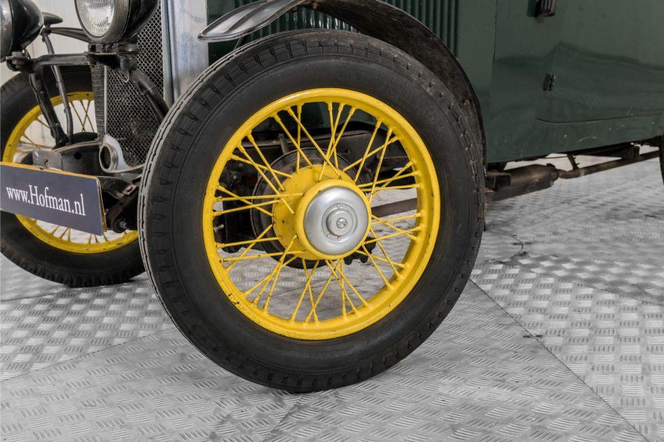 1987 Morris Minor two seater