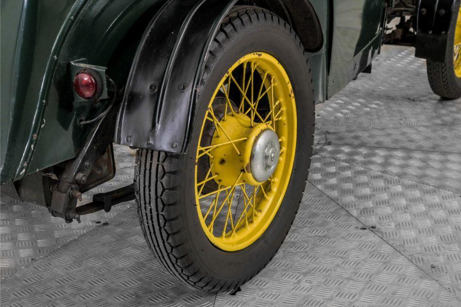 1987 Morris Minor two seater