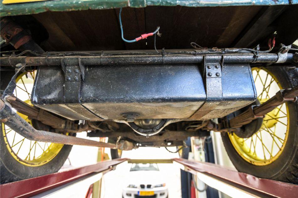 1987 Morris Minor two seater