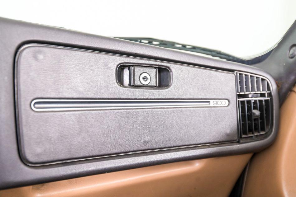 1990 Saab 900