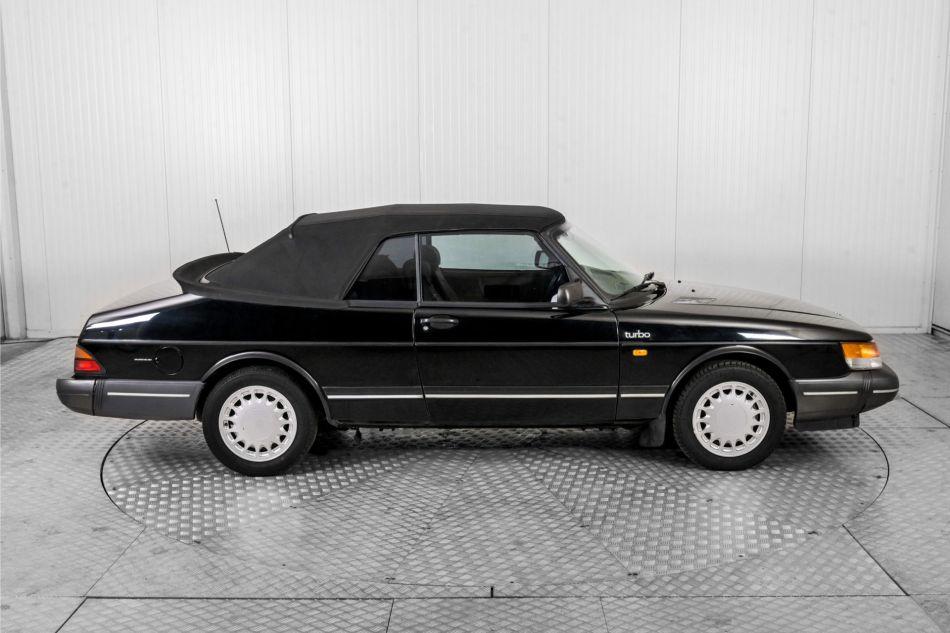1990 Saab 900