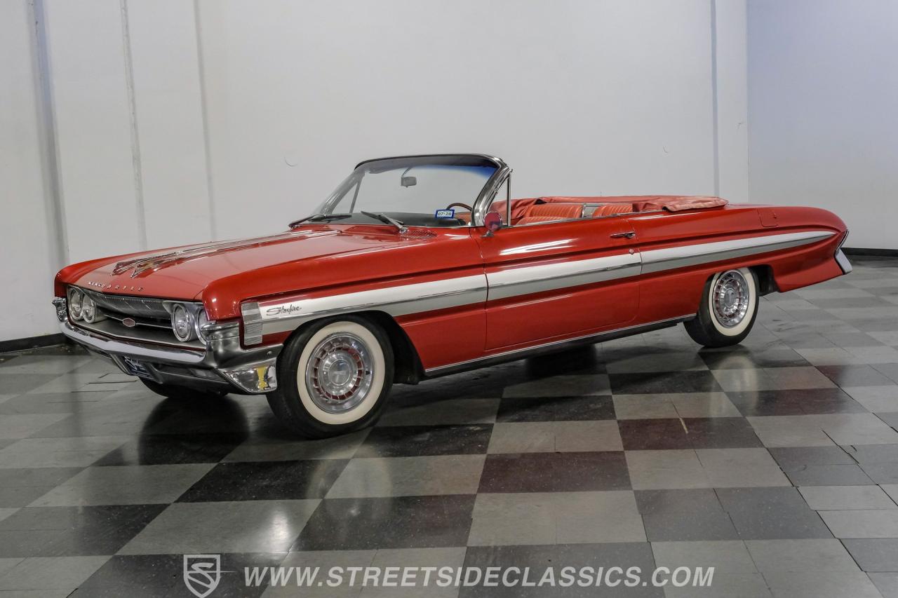 1961 Oldsmobile Starfire Convertible