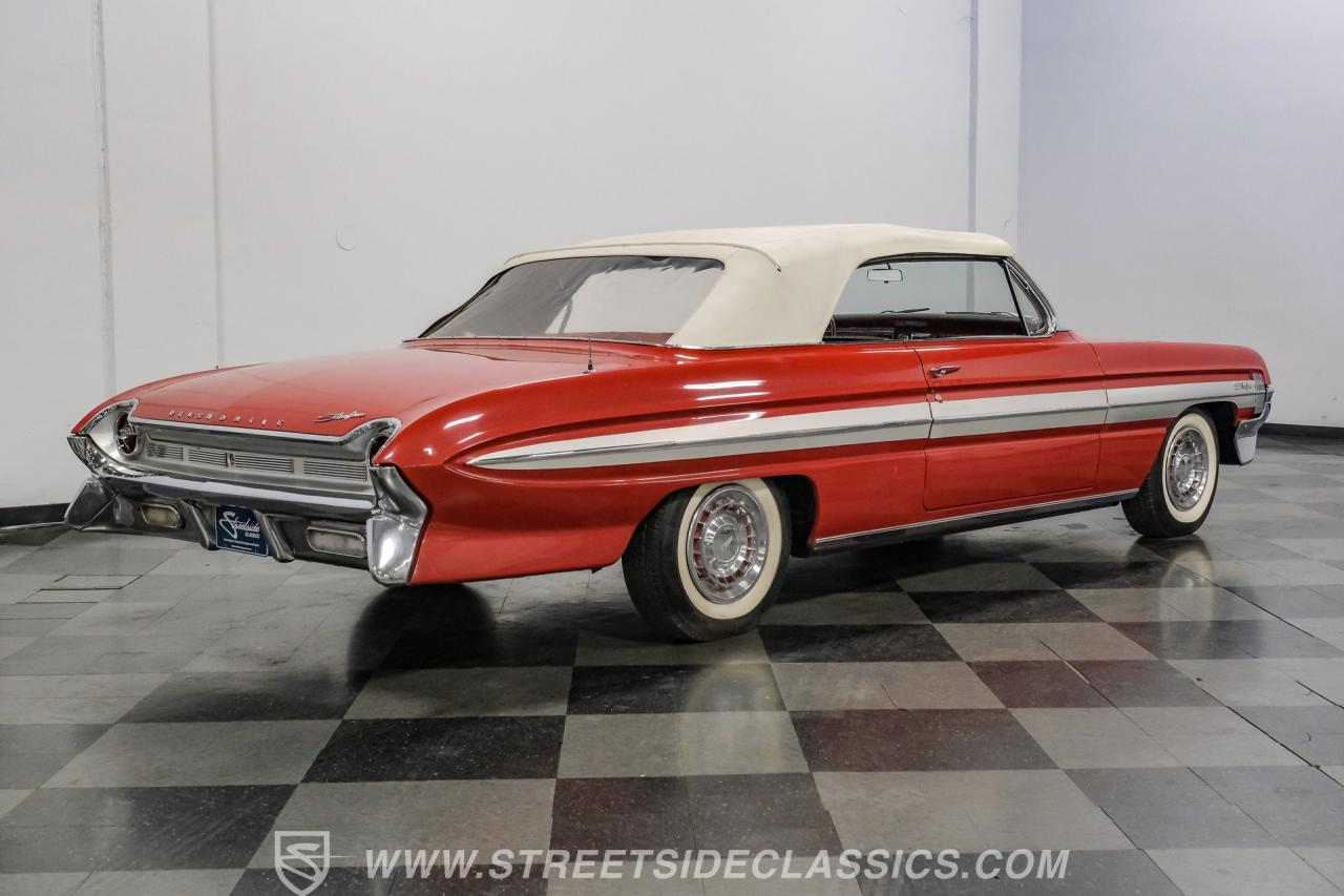 1961 Oldsmobile Starfire Convertible