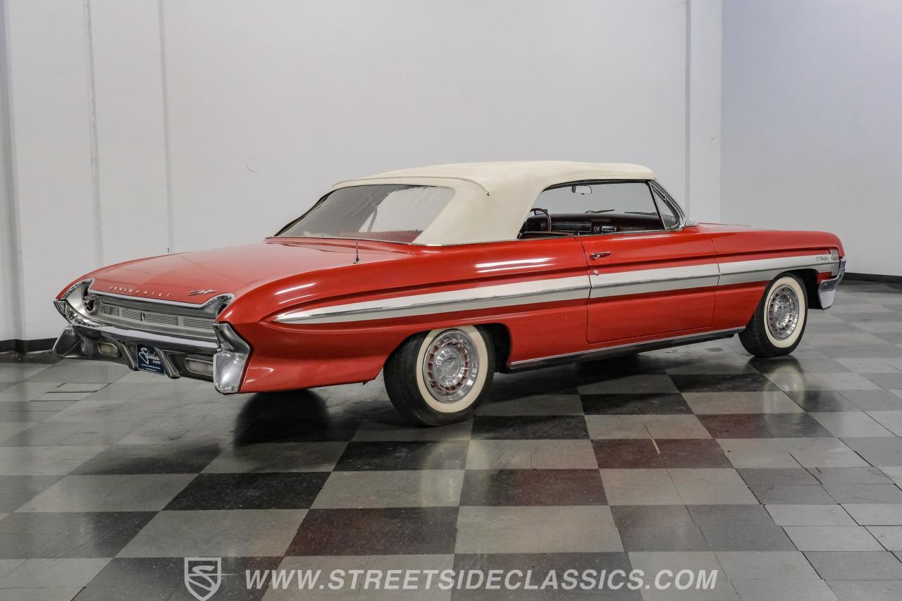 1961 Oldsmobile Starfire Convertible