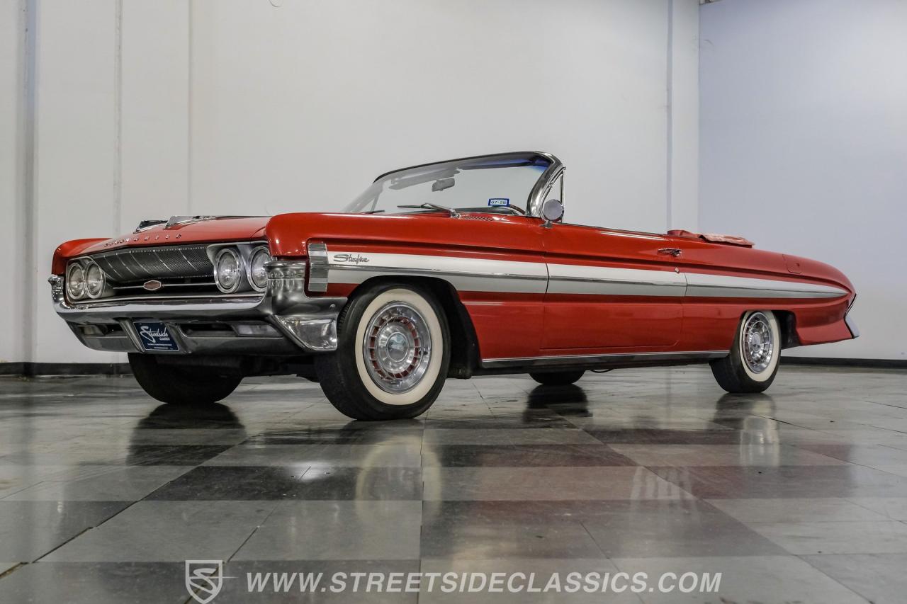 1961 Oldsmobile Starfire Convertible