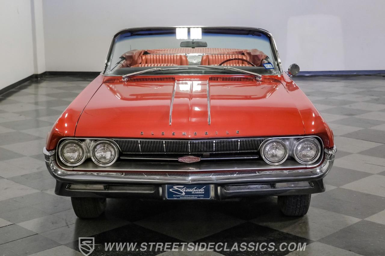 1961 Oldsmobile Starfire Convertible