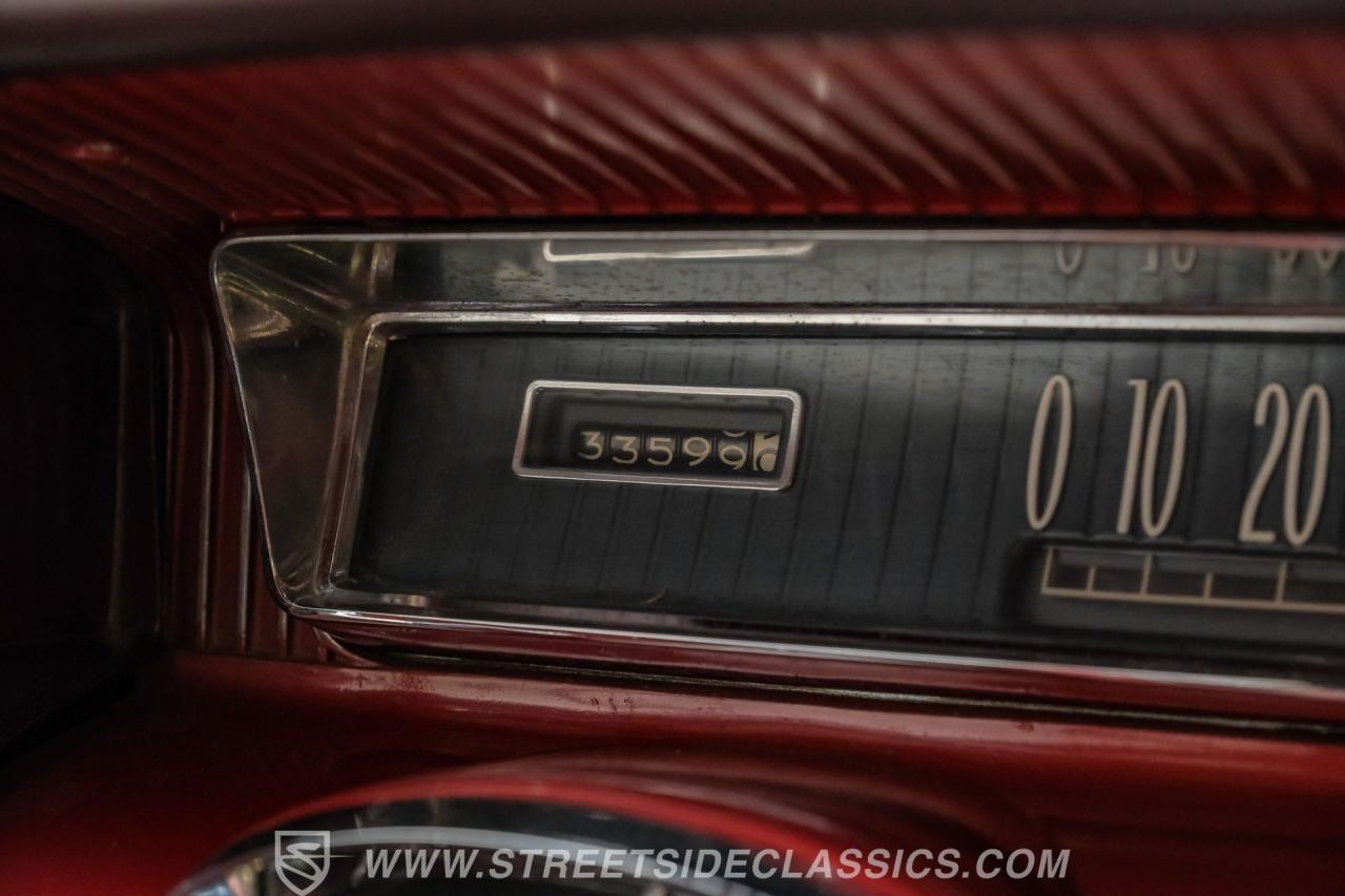 1961 Oldsmobile Starfire Convertible